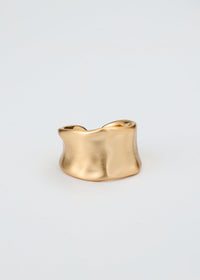 Sculpted Gold Band Ring