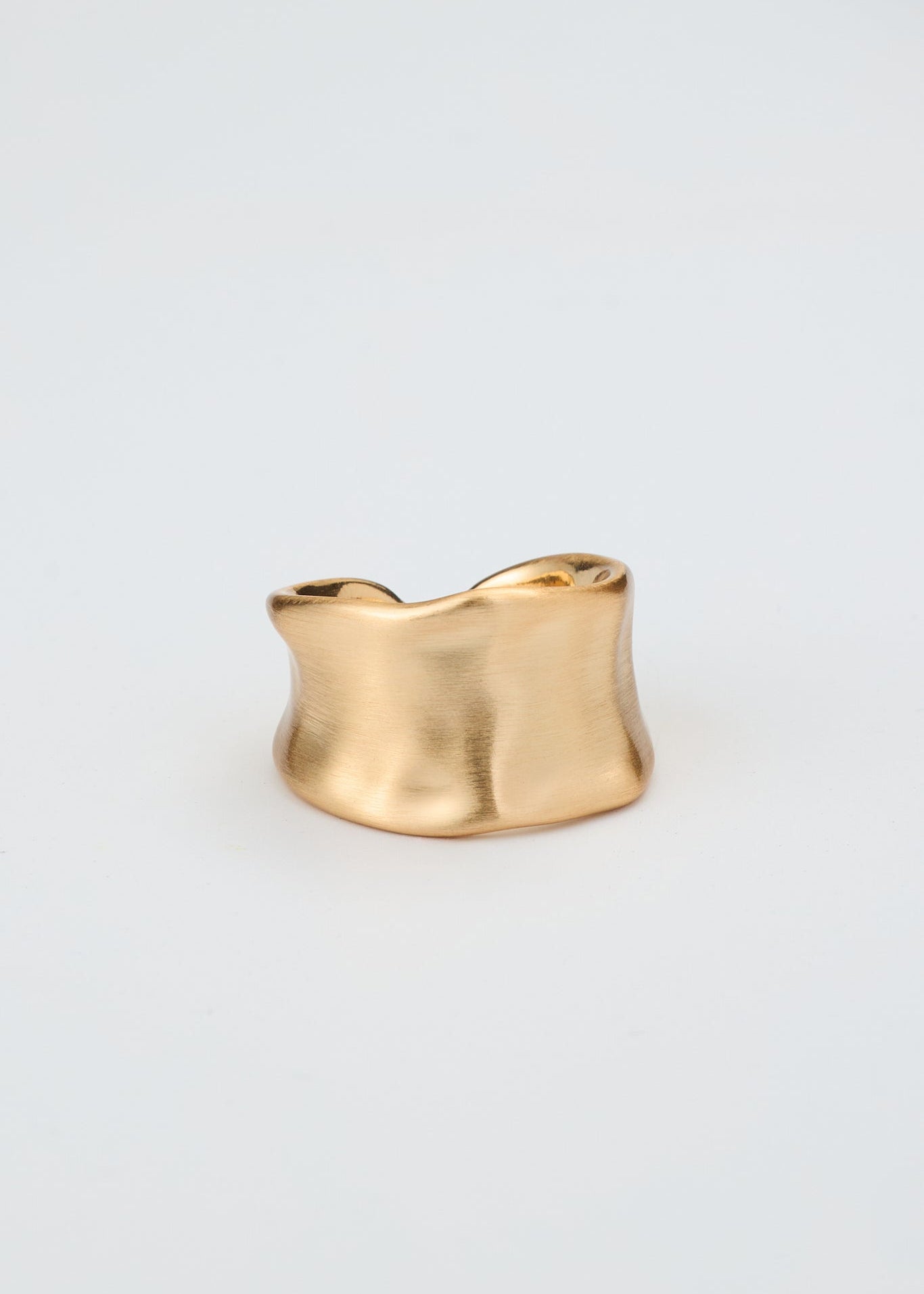 Sculpted Gold Band Ring