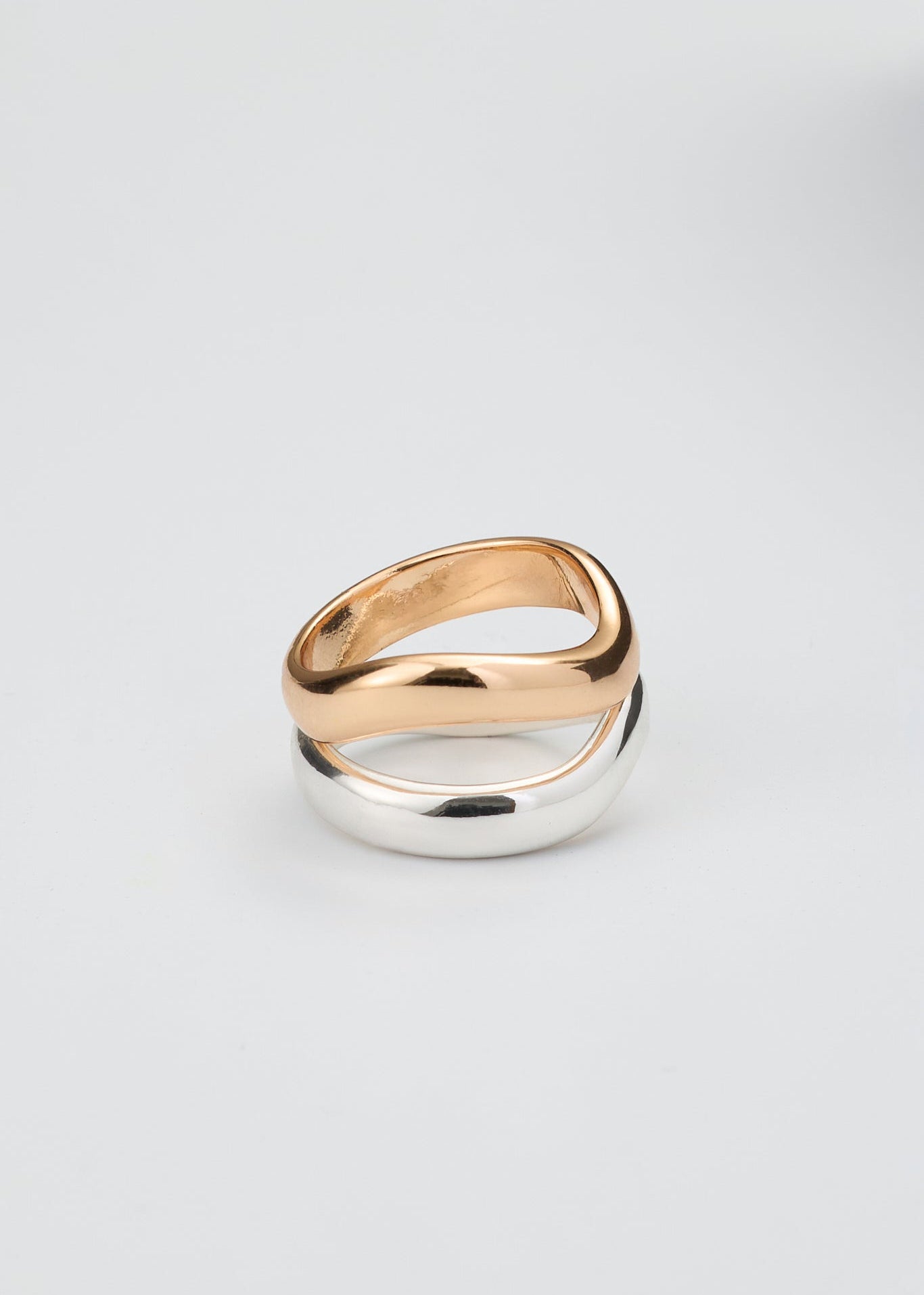 The Fluid Mixed Metal Wave Ring