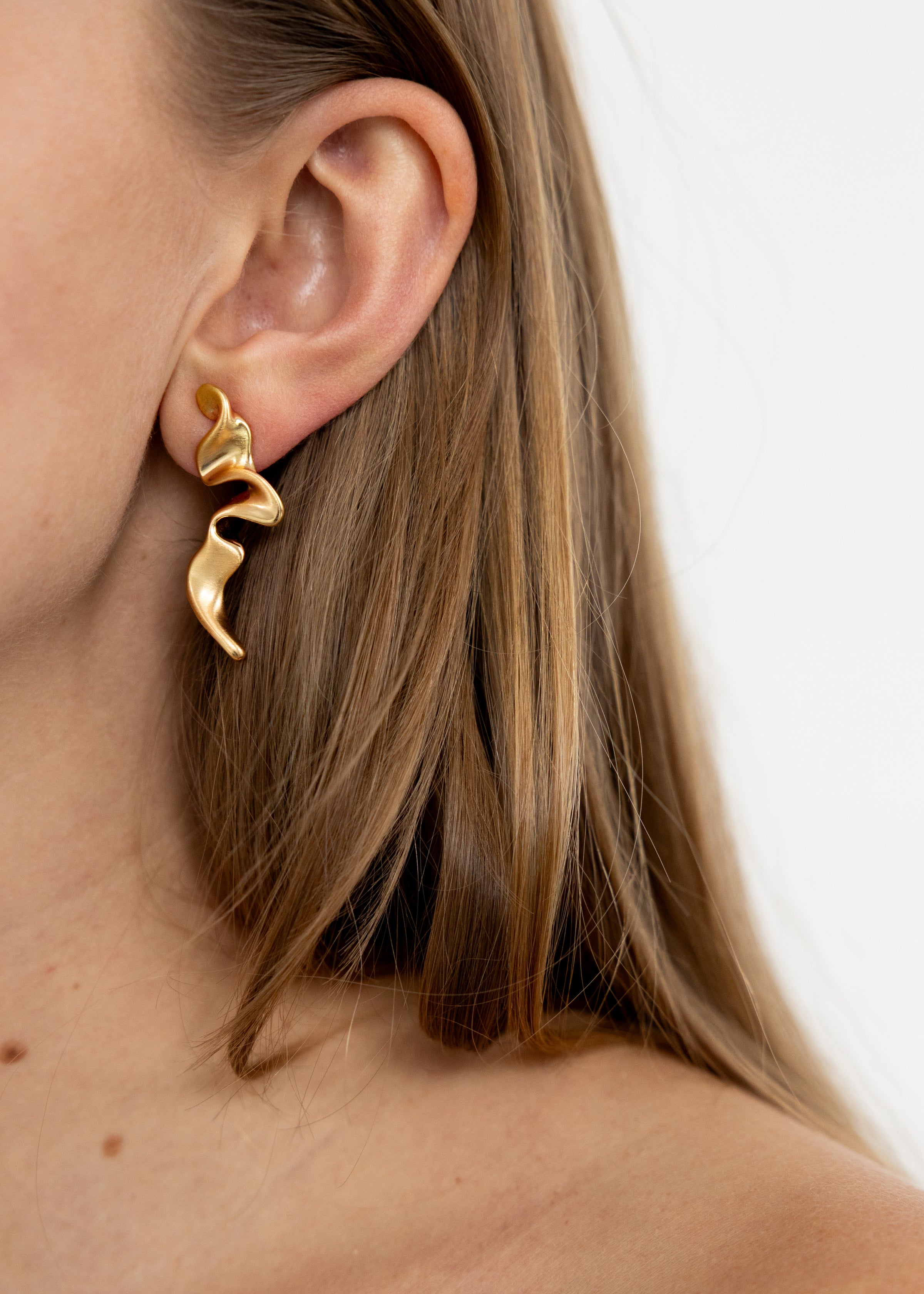Fluid Gold Swirl Earrings
