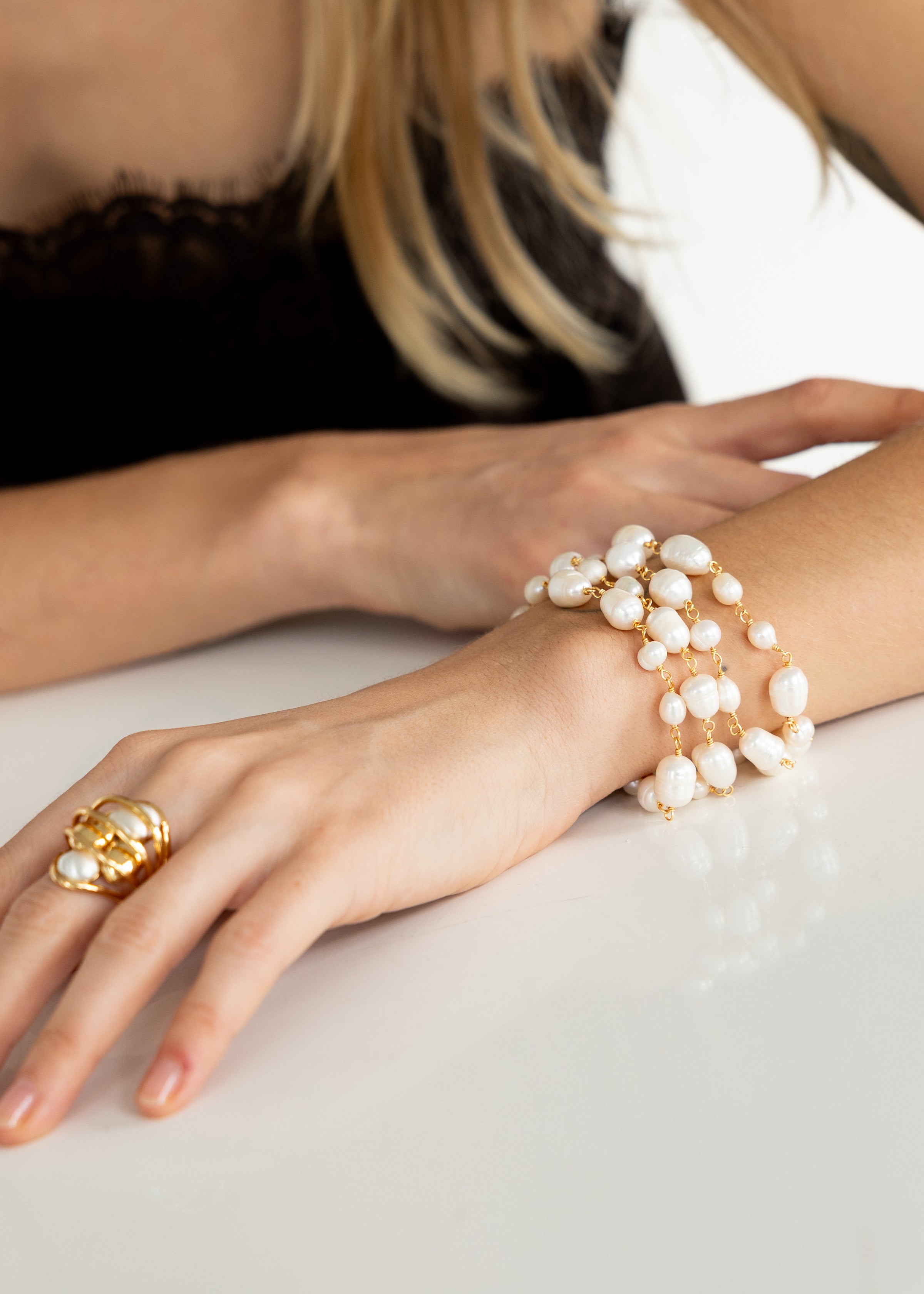 Organic Pearl Bracelet