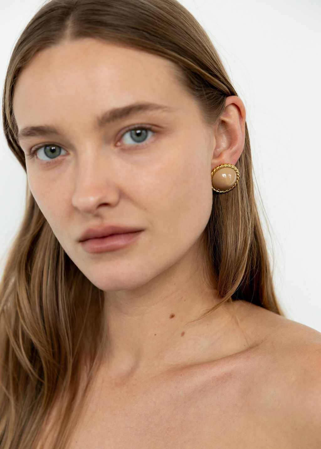 Classic Twist Camel Earrings