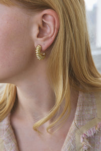 Maeve Hoops