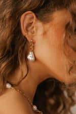 Pearl Liz Earrings