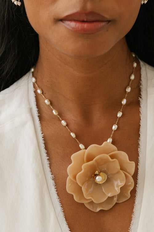 Magnolia Necklace