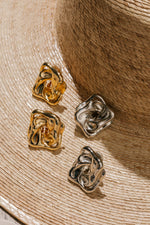 Alma Earrings